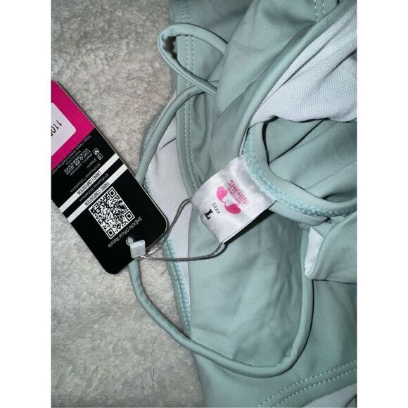 NWT one piece bathing suit size large - Picture 3 of 4